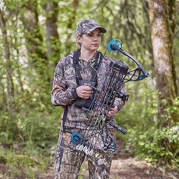 Top 5 Women's & Ladies (Female) Compound Bow In 2020 Reviews